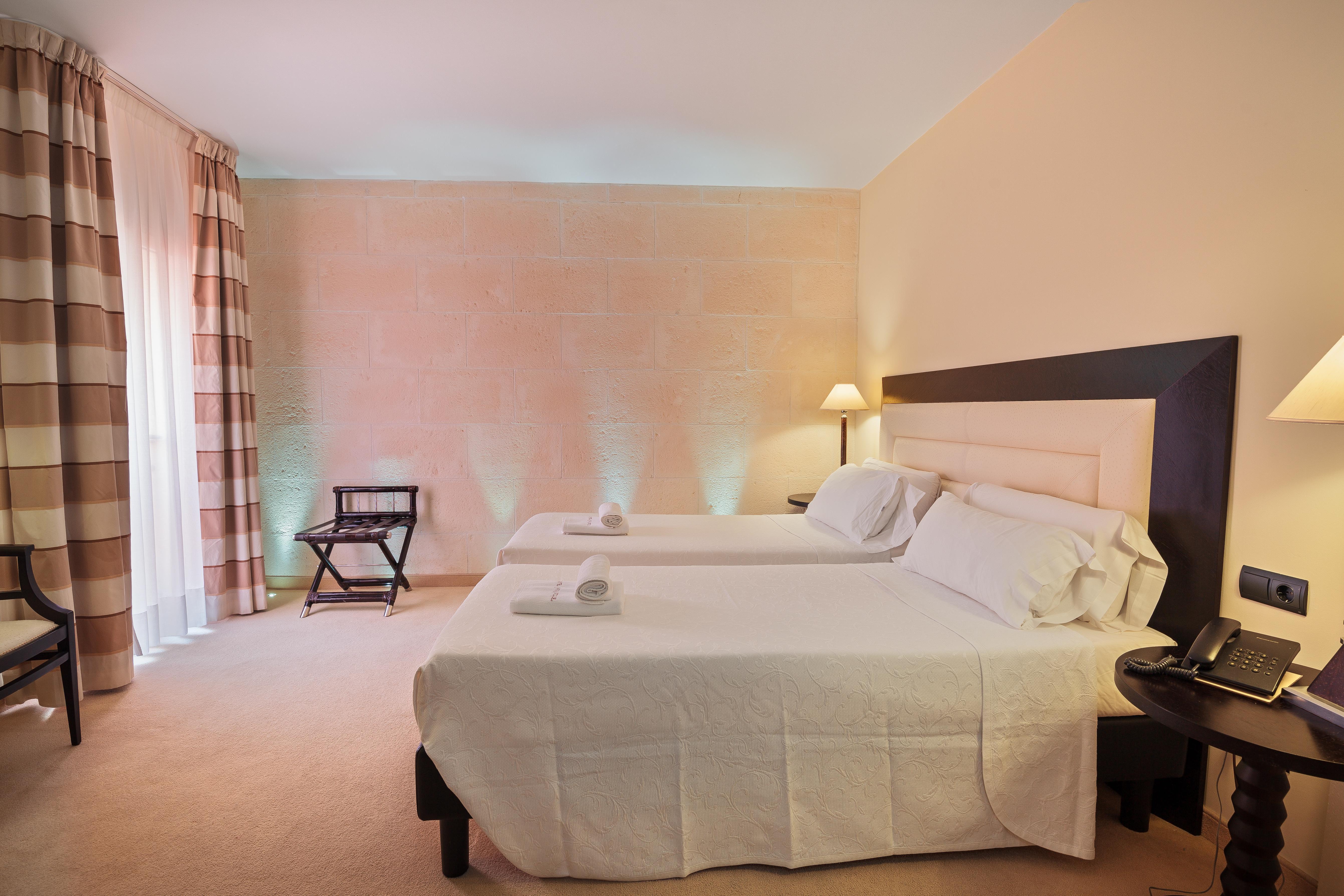 Hotel San Miguel Mahon  Ngoại thất bức ảnh