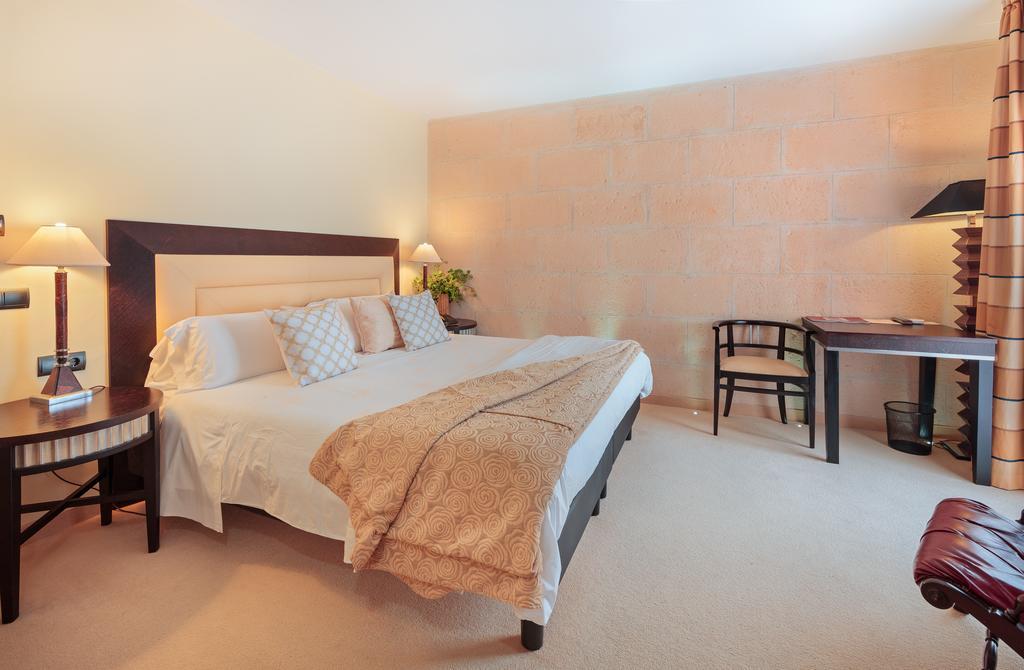 Hotel San Miguel Mahon  Ngoại thất bức ảnh
